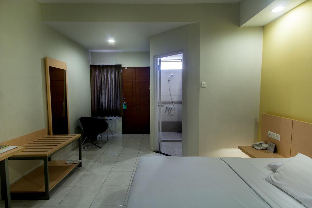 Hotel Quirin Semarang Camera foto